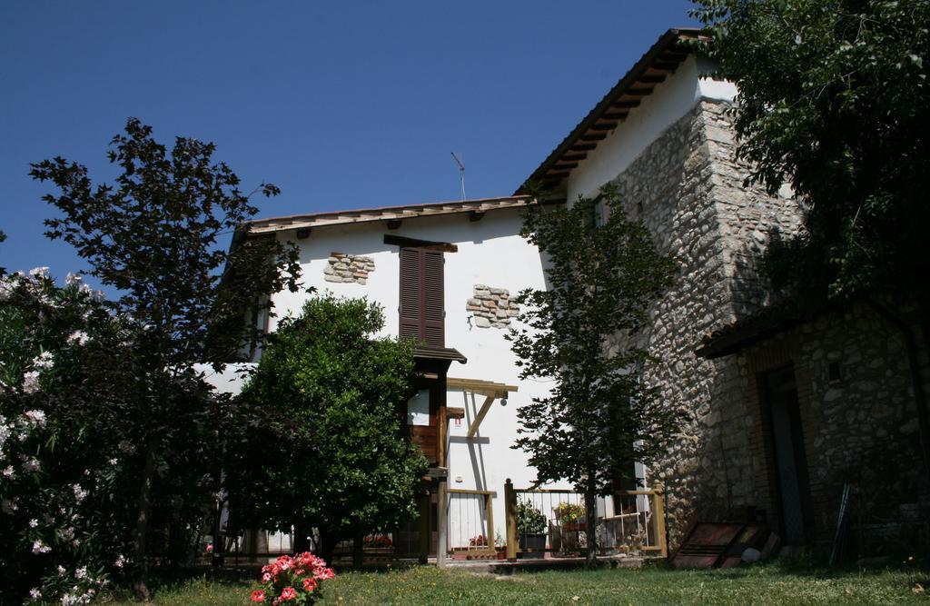 Гостевой дом Casale Le Due Querce Ферентилло Экстерьер фото